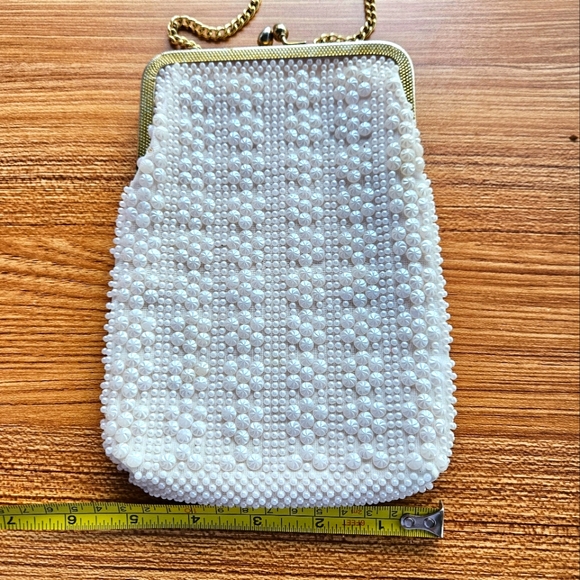Beaded flat clutch purse with chain - Picture 1 of 8